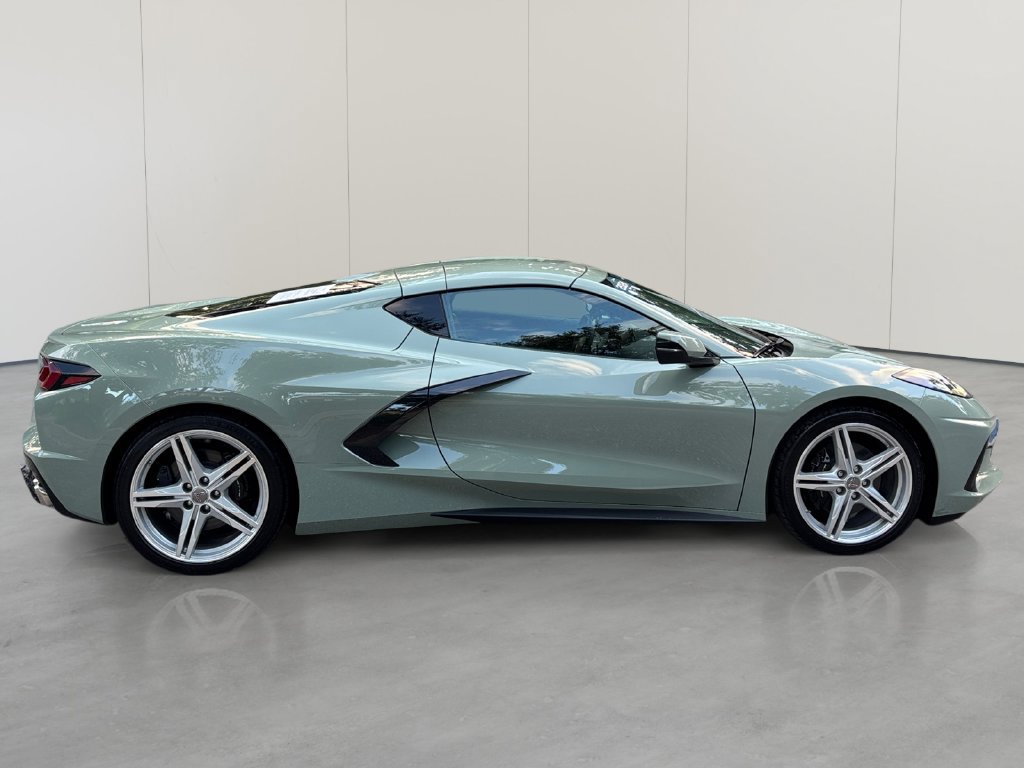 Used 2024 Chevrolet Corvette Stingray Coupe w/ Chrome Exterior Badge Package RWD image 6