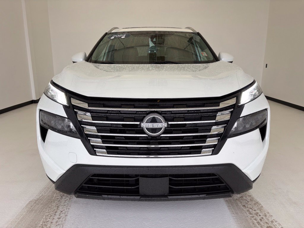 Used 2024 Nissan Rogue SV w/ SV Premium Package FWD image 15