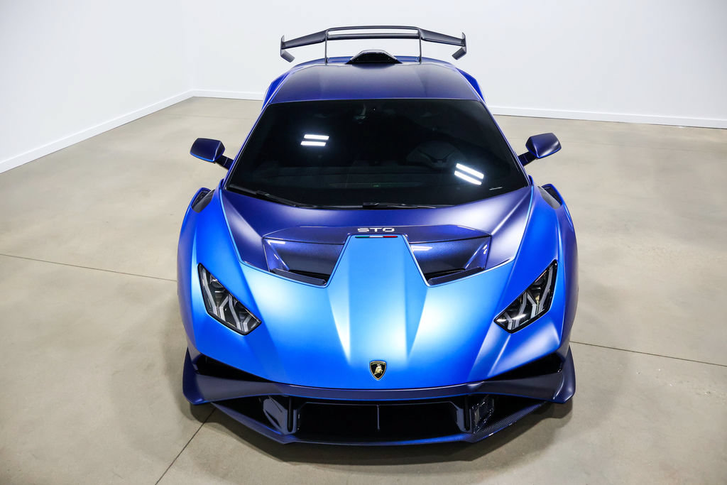 Used 2023 Lamborghini Huracan STO RWD image 25