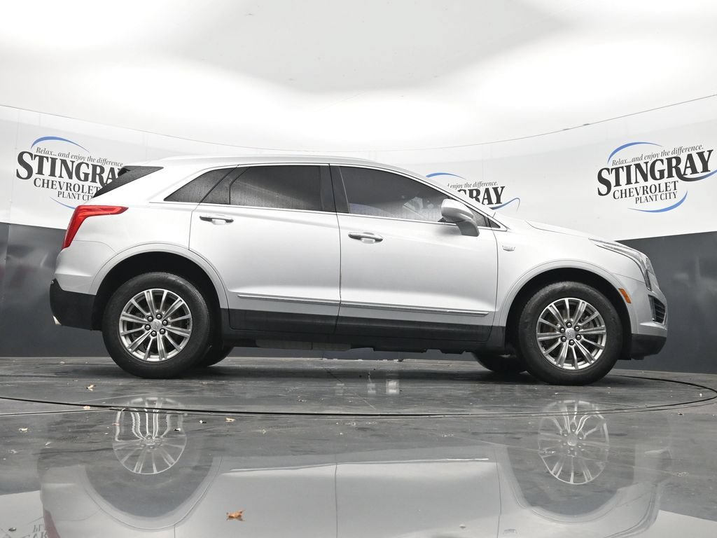 Used 2018 Cadillac XT5 Luxury w/ Driver Awareness Package FWD image 33