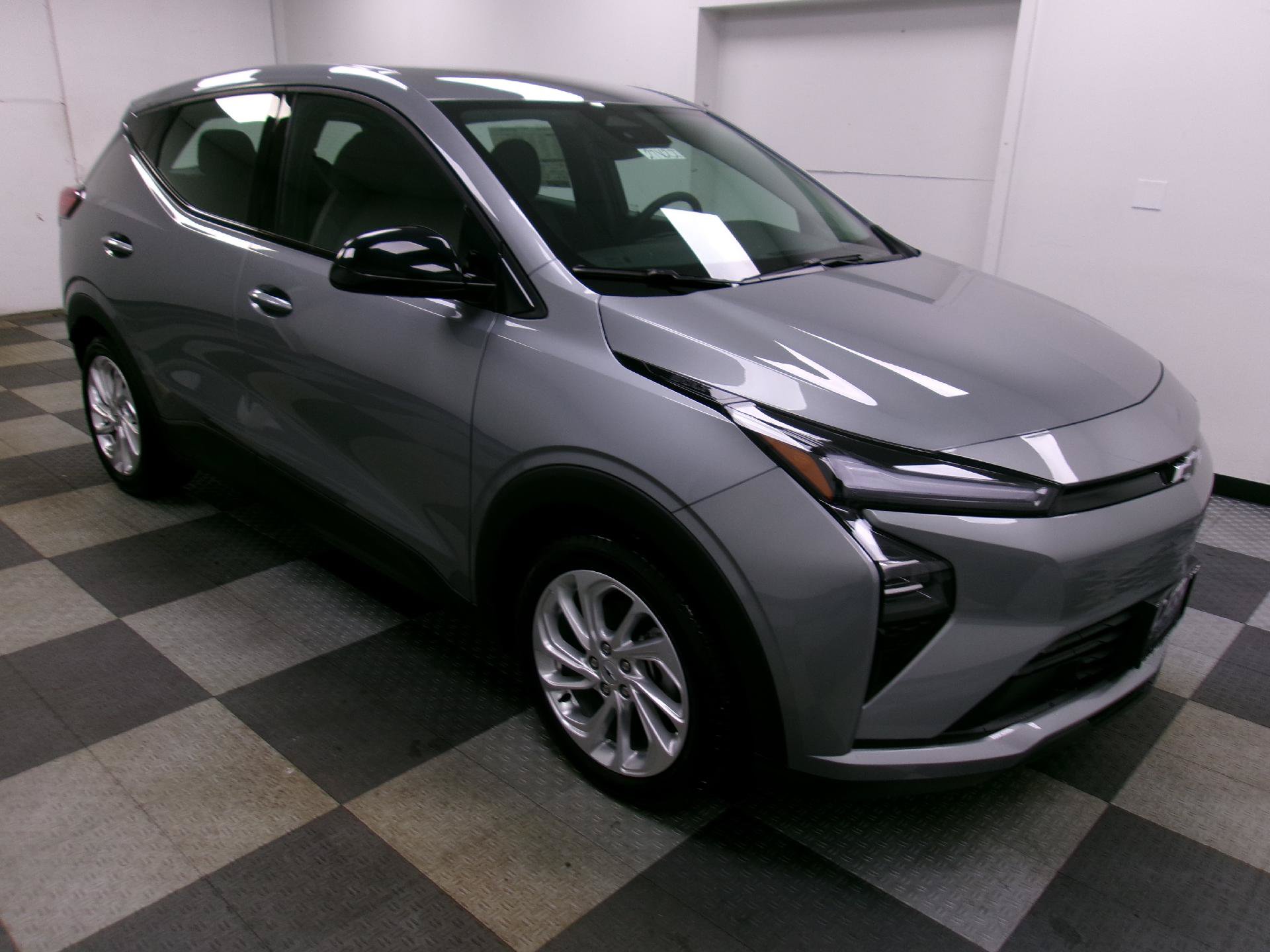 New 2027 Chevrolet Bolt LT w/ Comfort Package FWD image 13