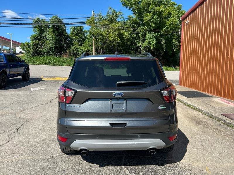 Used 2017 Ford Escape SE w/ Equipment Group 201A FWD image 5