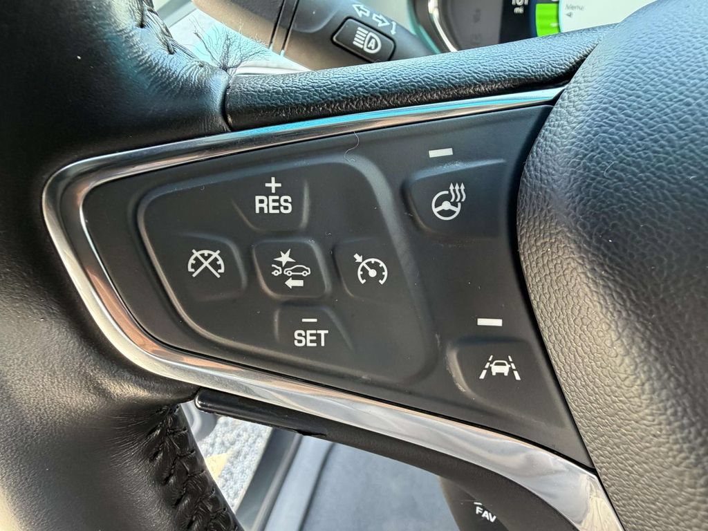 Used 2020 Chevrolet Bolt LT FWD image 23