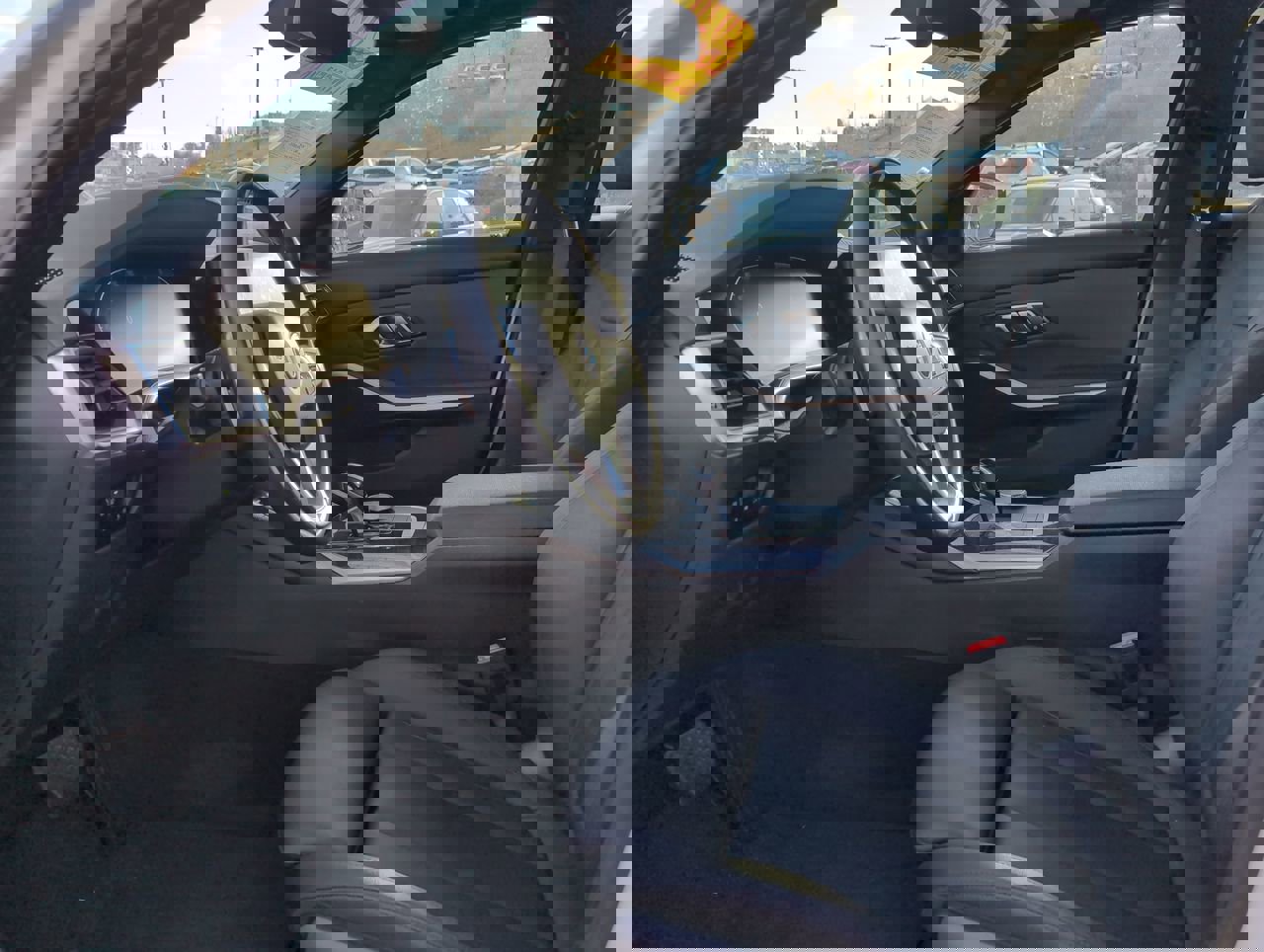 Used 2020 BMW 330i xDrive Sedan w/ Convenience Package image 10