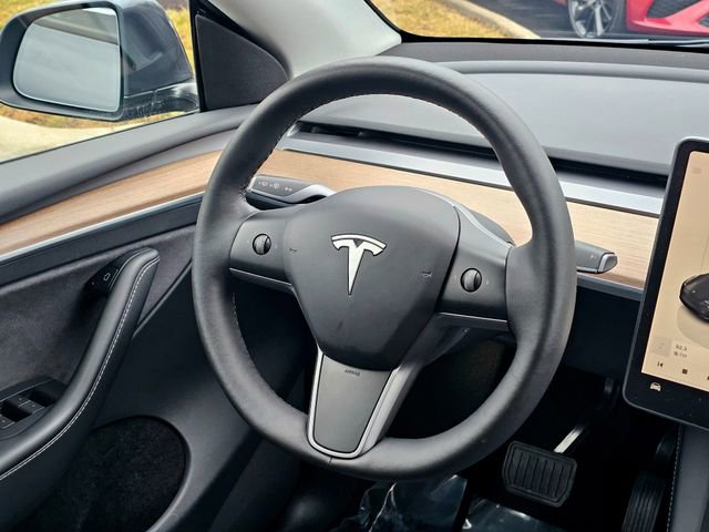 Used 2023 Tesla Model Y Long Range image 29
