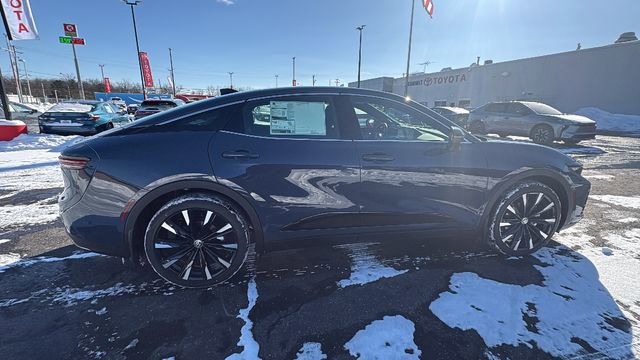 New 2026 Toyota Crown Platinum image 7