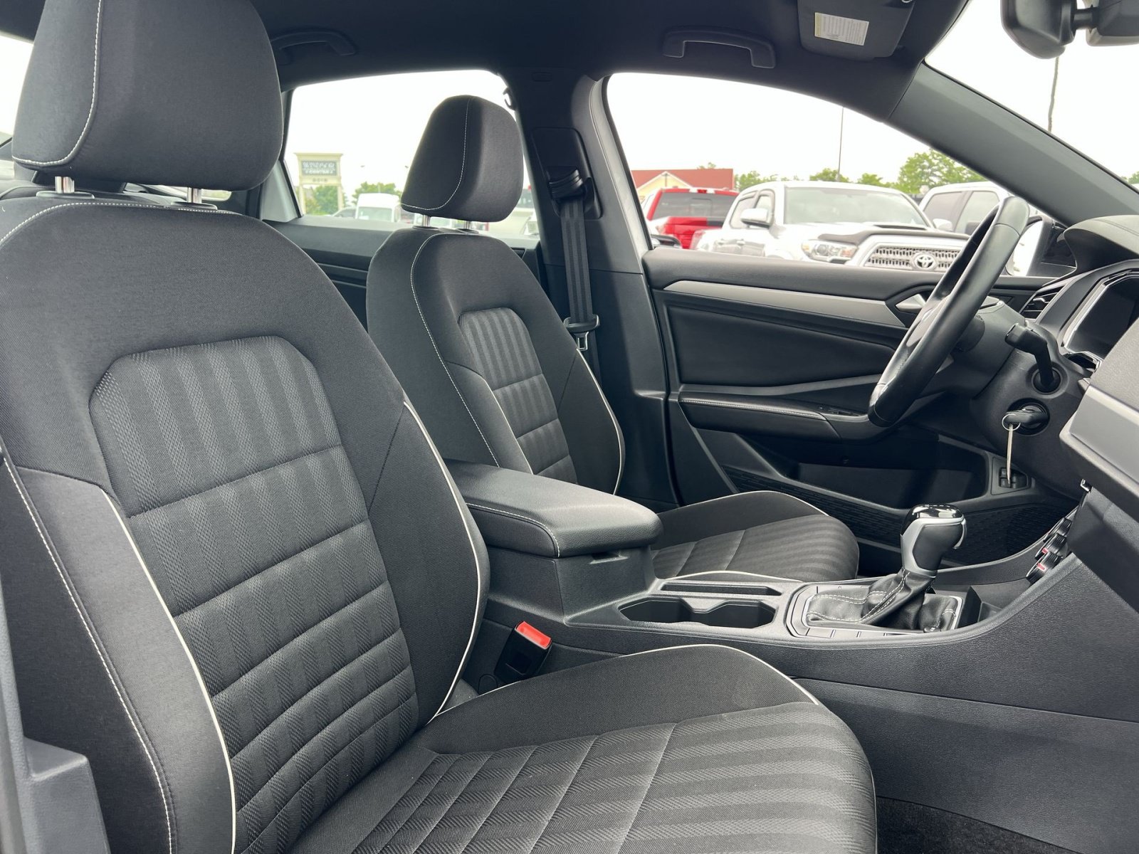 Used 2023 Volkswagen Jetta Sport FWD image 25