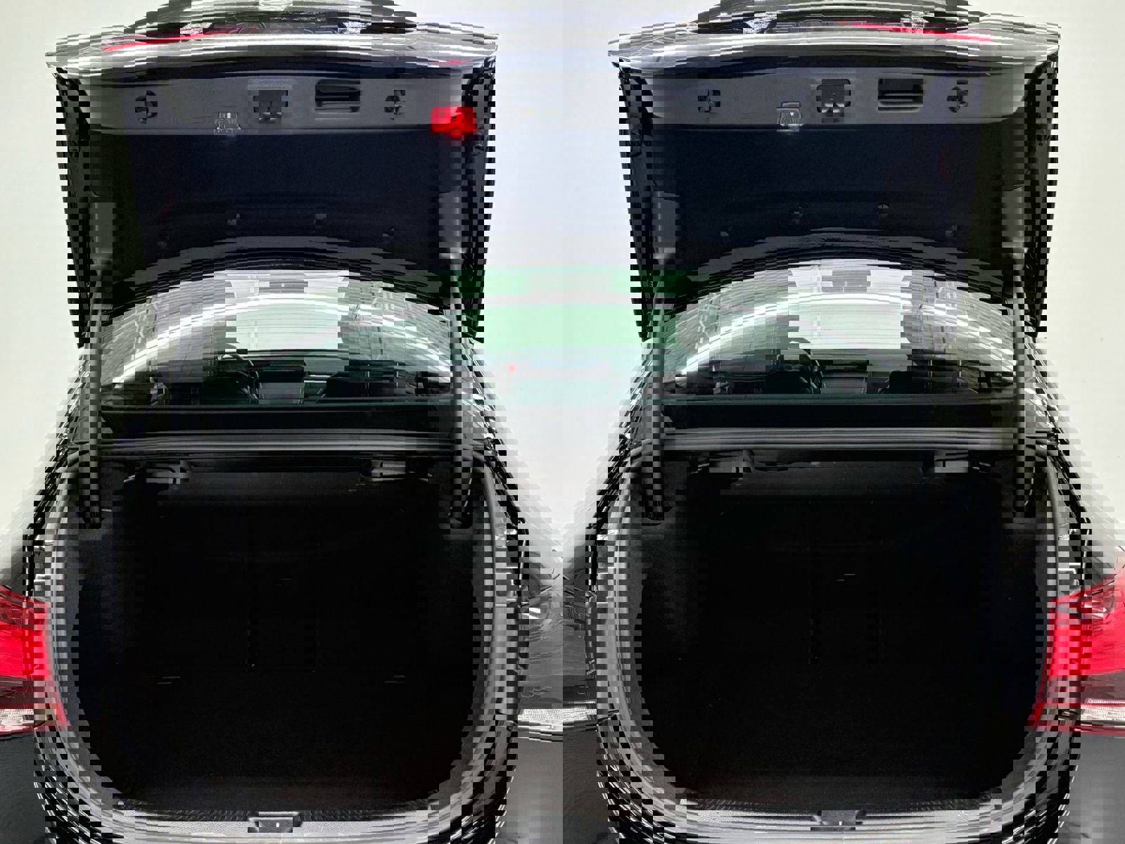 Used 2020 Mercedes-Benz A 220 4MATIC w/ AMG Line image 42