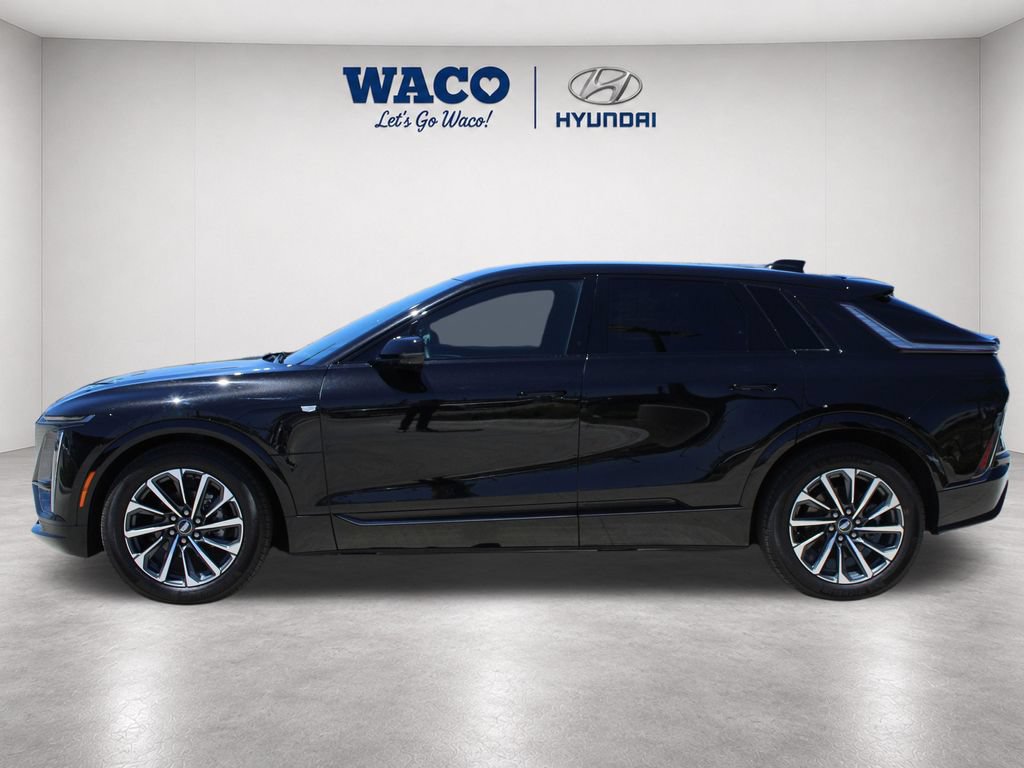 Used 2025 Cadillac Lyriq Sport w/ LPO, Floor Liner Package RWD image 4