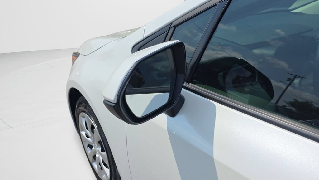 Used 2026 Toyota Corolla LE FWD image 29