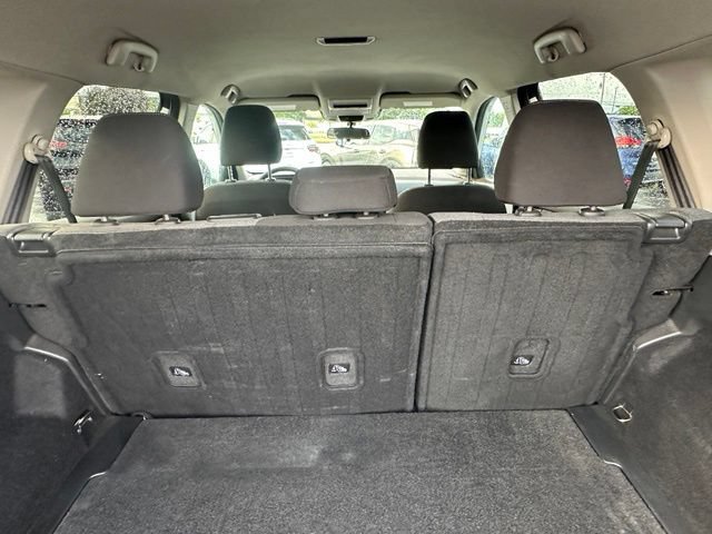 Used 2021 Nissan Rogue S FWD image 17