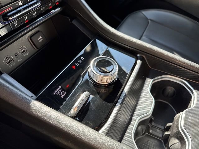 Used 2024 Jeep Grand Cherokee Limited w/ Black Appearance Package AWD/4WD image 20