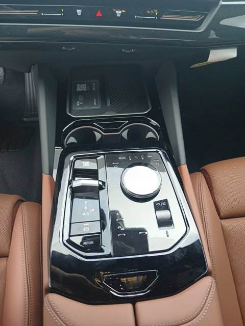 New 2026 BMW 530i RWD image 22