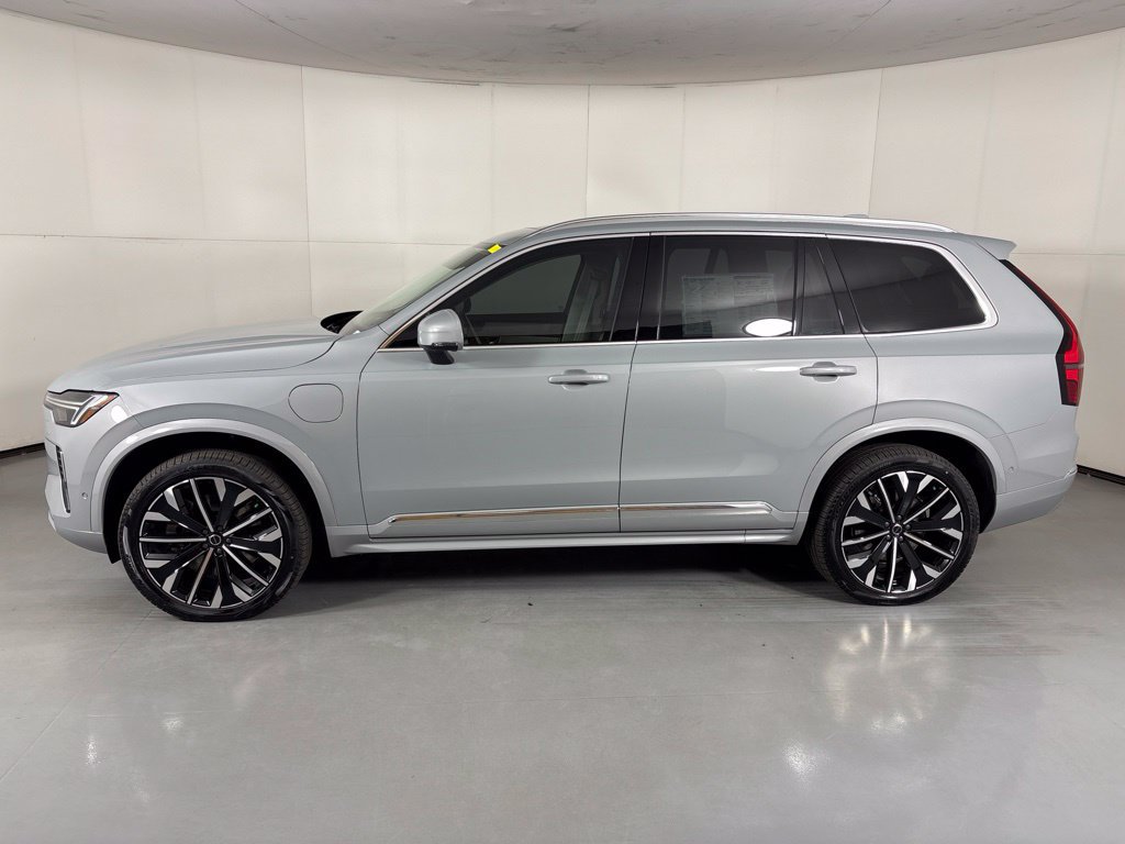 New 2026 Volvo XC90 T8 Ultra w/ Protection Package Premier AWD/4WD image 4