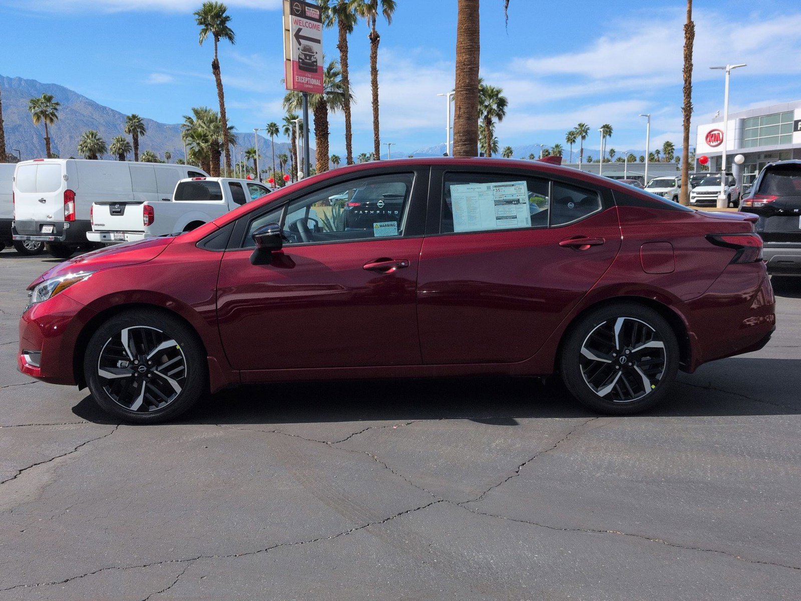 New 2025 Nissan Versa SR w/ Trunk Package image 3