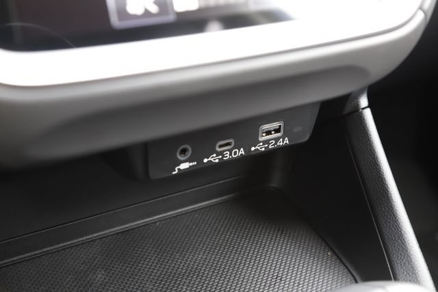 Certified 2025 Subaru Crosstrek 2.5i Premium AWD/4WD image 28