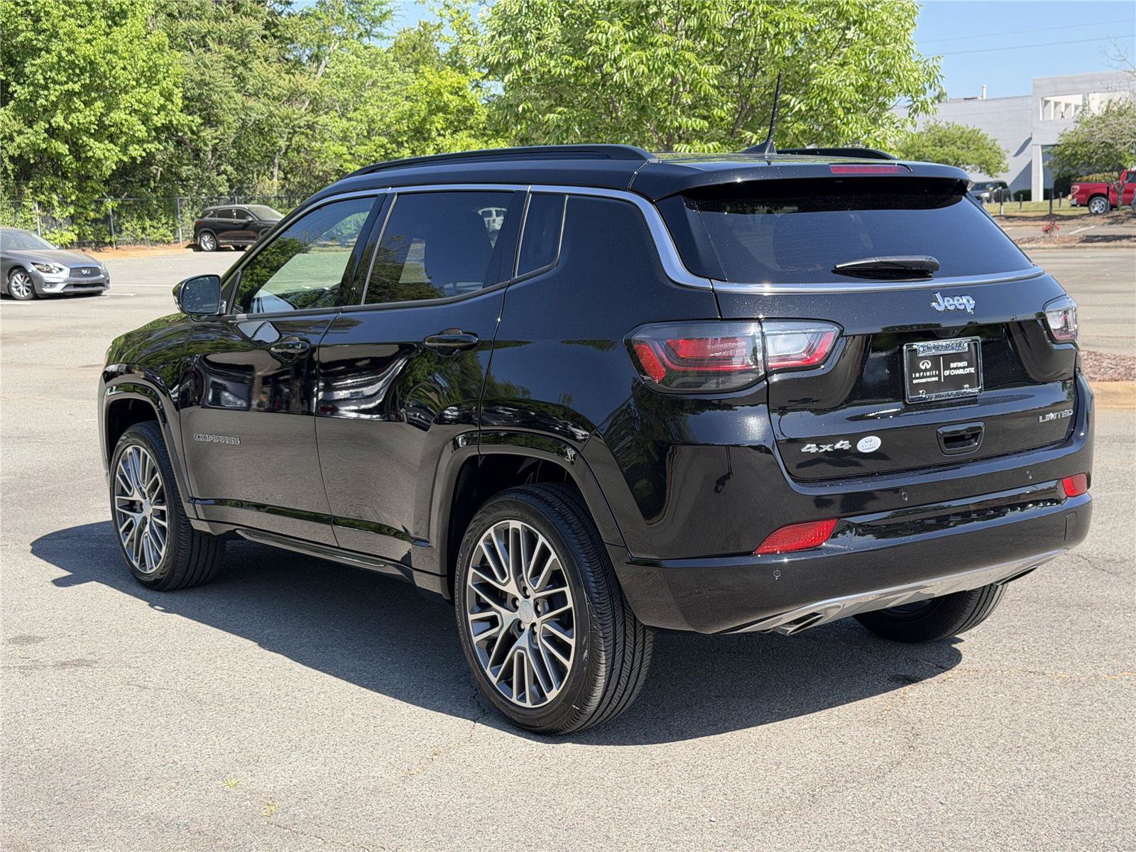 Used 2023 Jeep Compass Limited w/ Elite Group AWD/4WD image 25