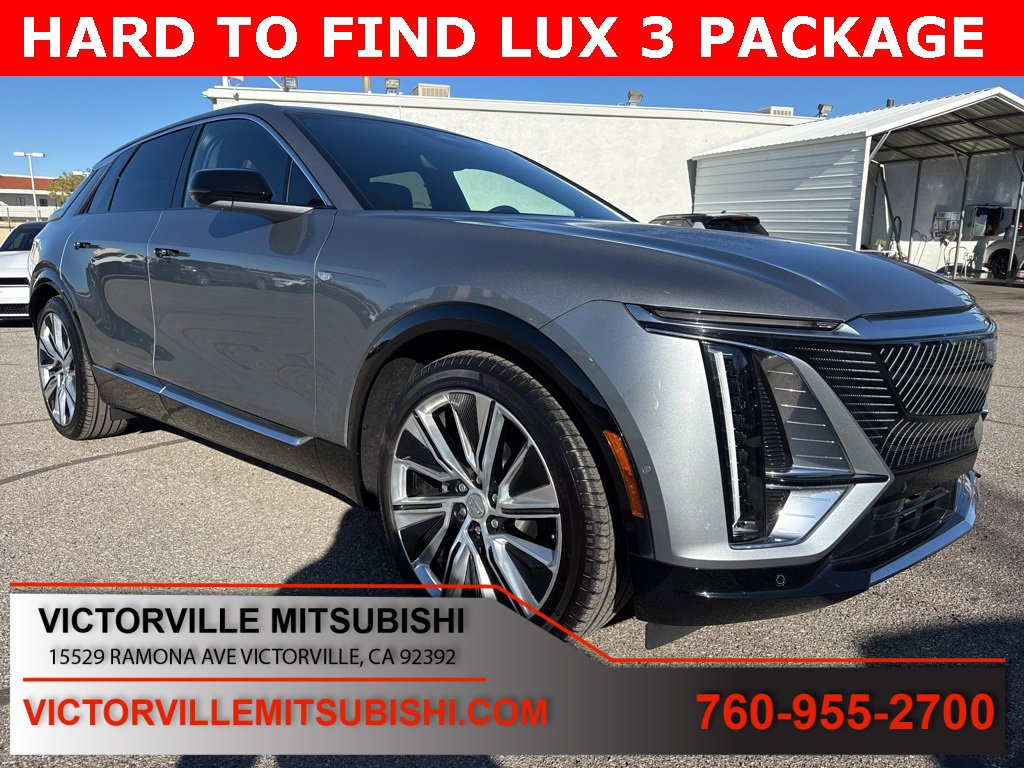 Used 2024 Cadillac Lyriq Luxury w/ LPO, Floor Liner Package image 1