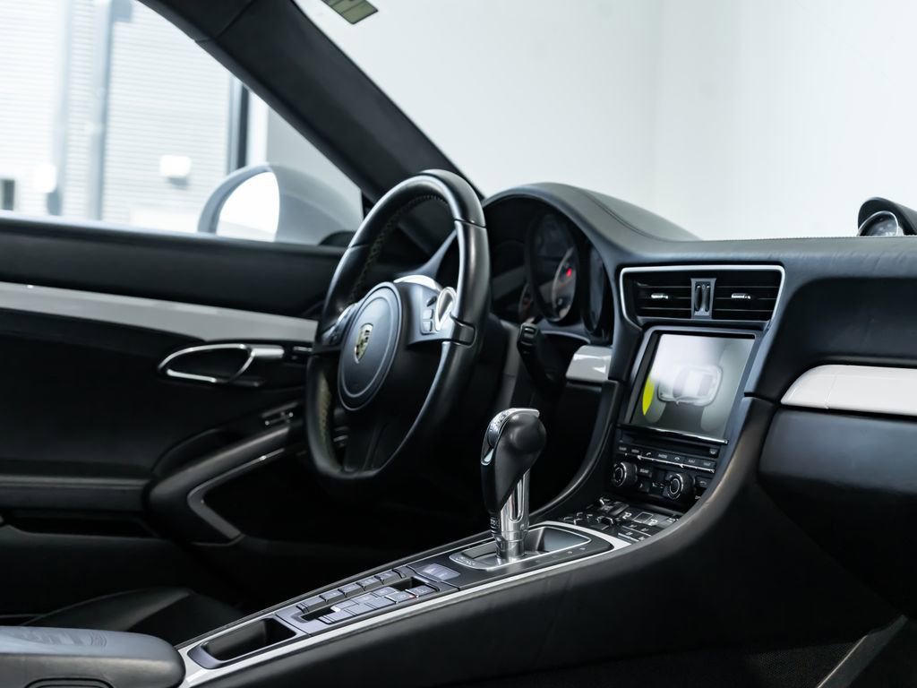 Certified 2016 Porsche 911 Turbo AWD/4WD image 29
