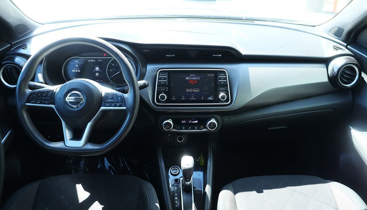 Used 2020 Nissan Kicks SV FWD image 32