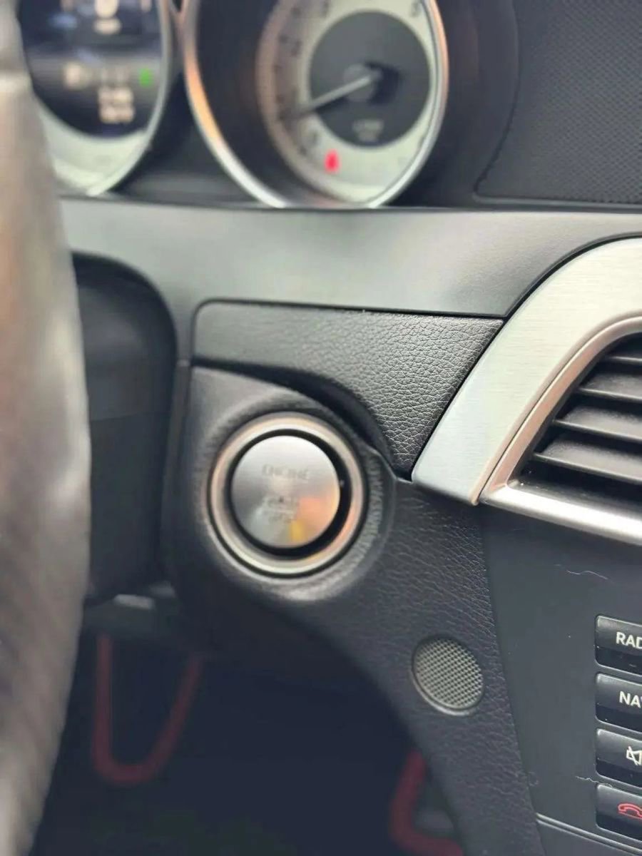 Used 2015 Mercedes-Benz C 350 4MATIC Coupe image 29