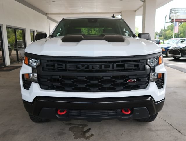 Used 2023 Chevrolet Silverado 1500 Custom Trail Boss AWD/4WD image 2