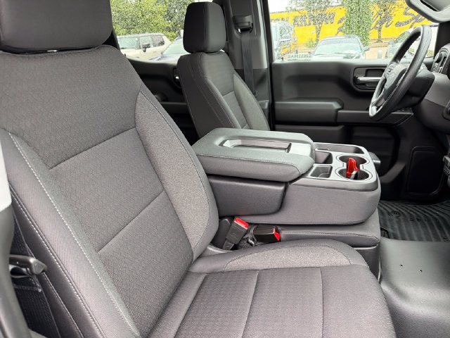 Used 2026 Chevrolet Silverado 1500 Custom Trail Boss w/ LPO, Dark Essentials Package AWD/4WD image 25