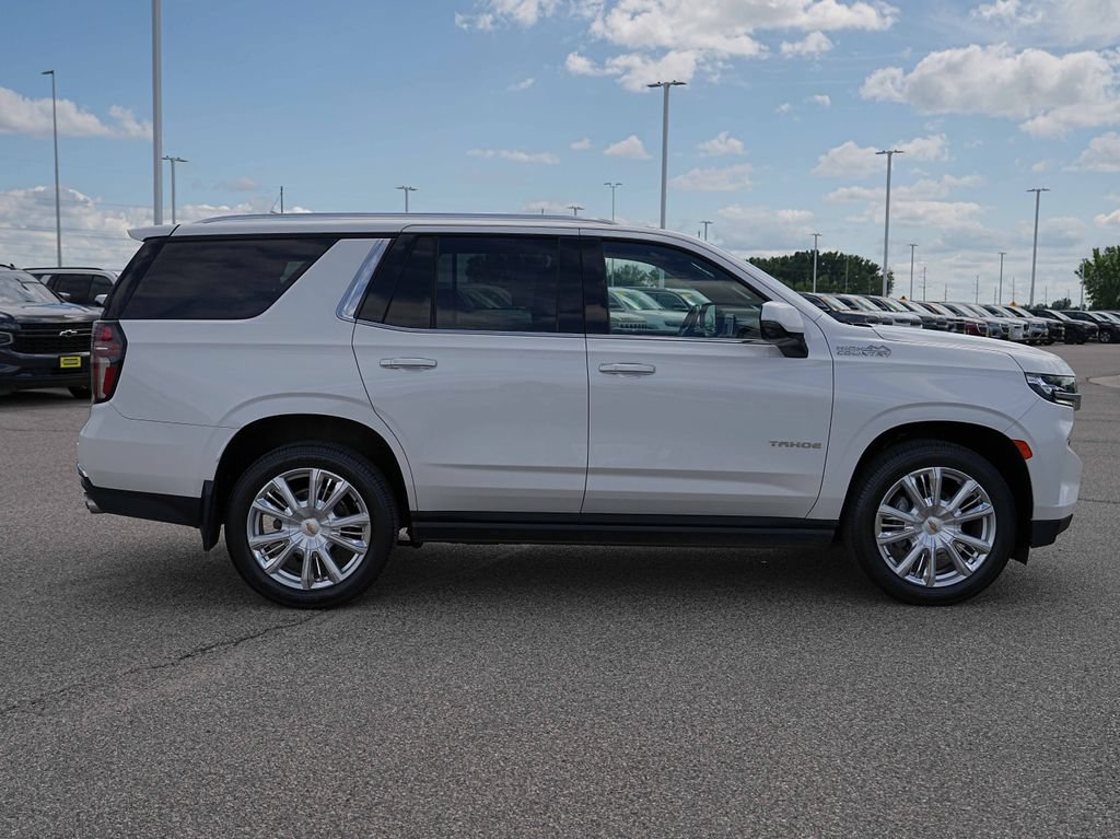 Used 2022 Chevrolet Tahoe High Country AWD/4WD image 5