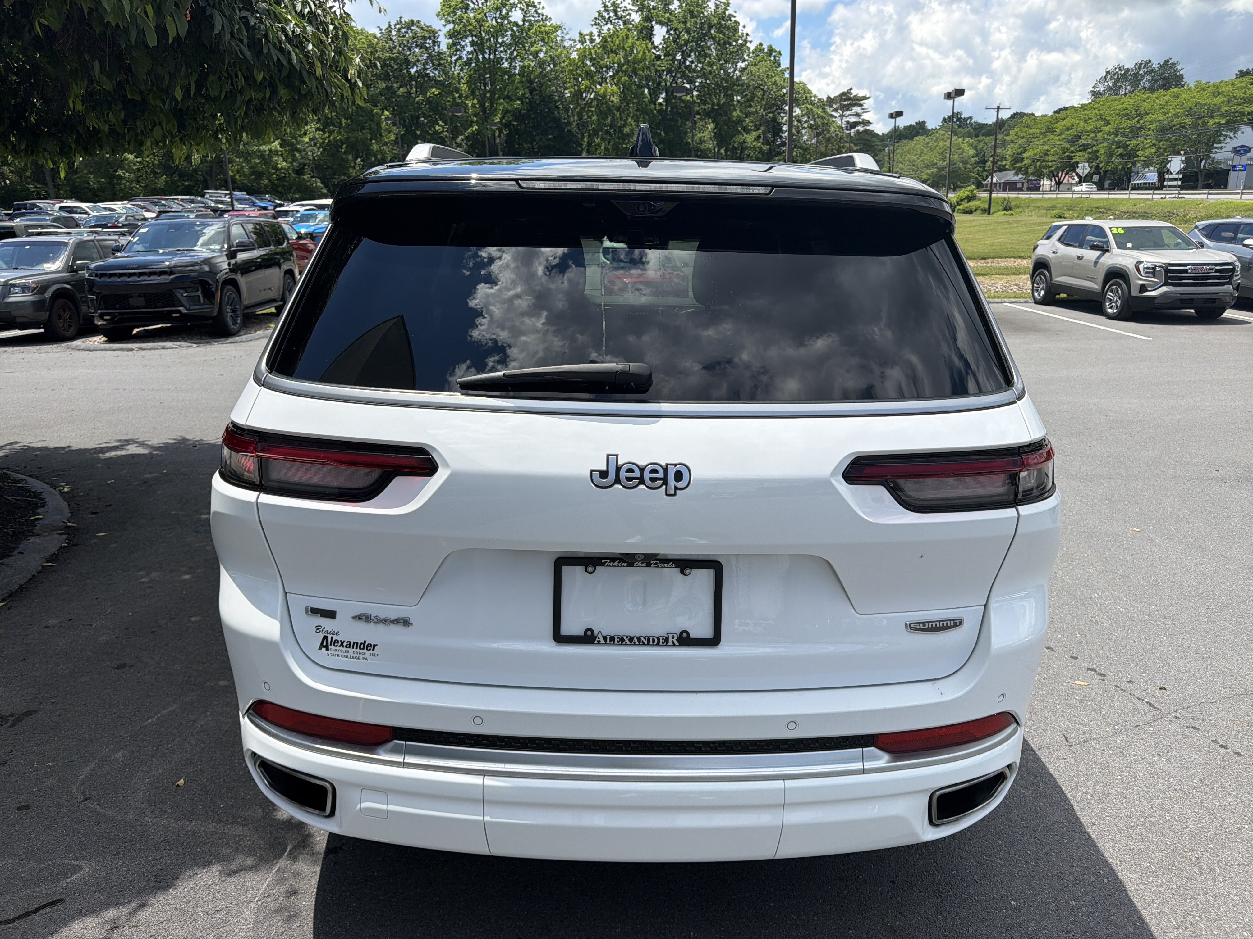 Used 2021 Jeep Grand Cherokee L Summit AWD/4WD image 4