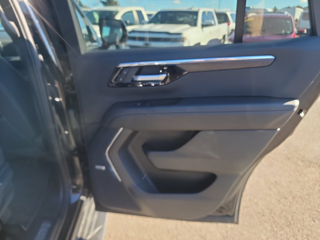 New 2026 Chevrolet Tahoe LT w/ Advanced Technology Package AWD/4WD image 23