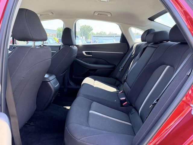 Used 2025 Hyundai Sonata SEL FWD image 13