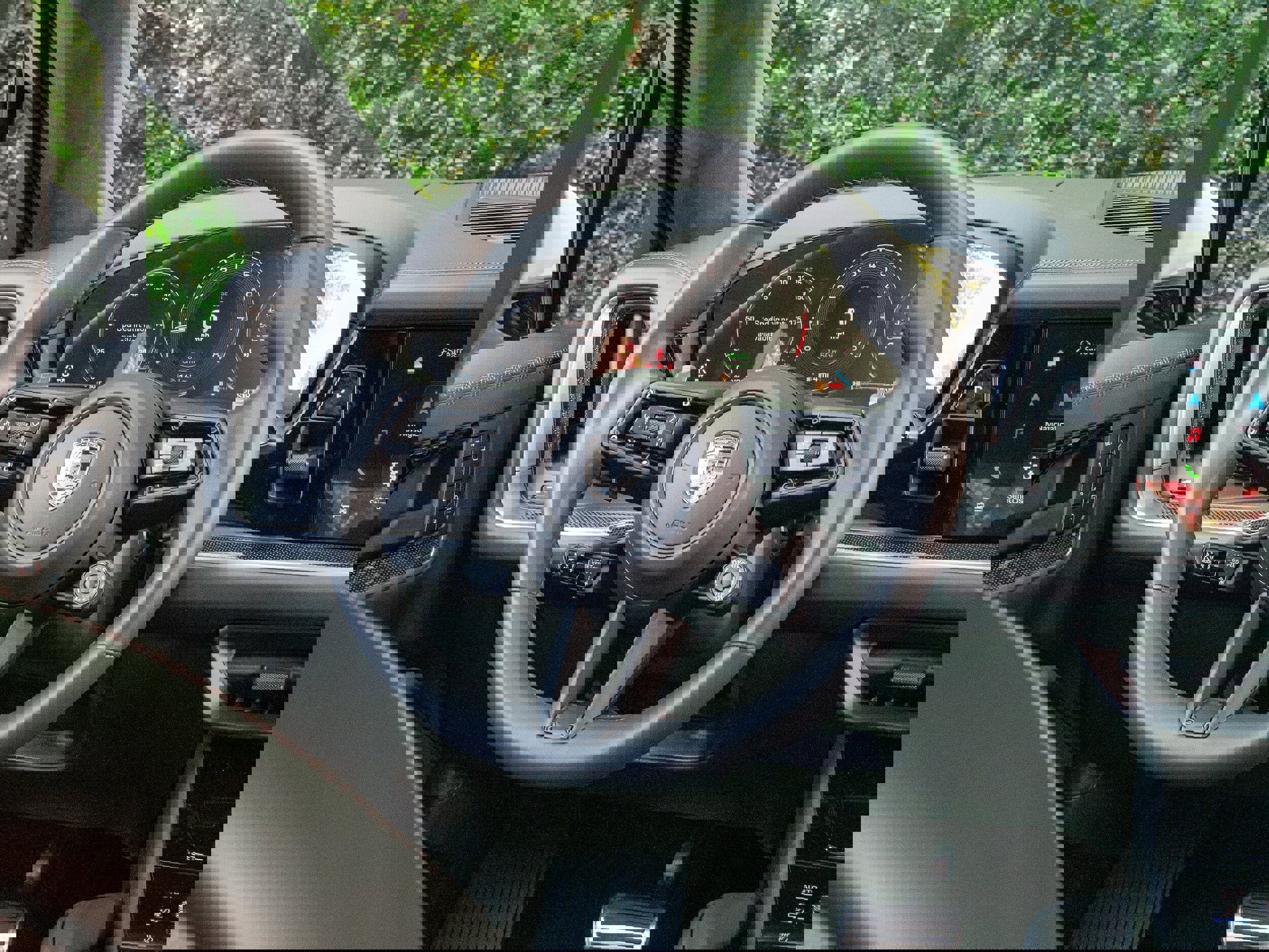 New 2025 Porsche Cayenne Turbo image 25