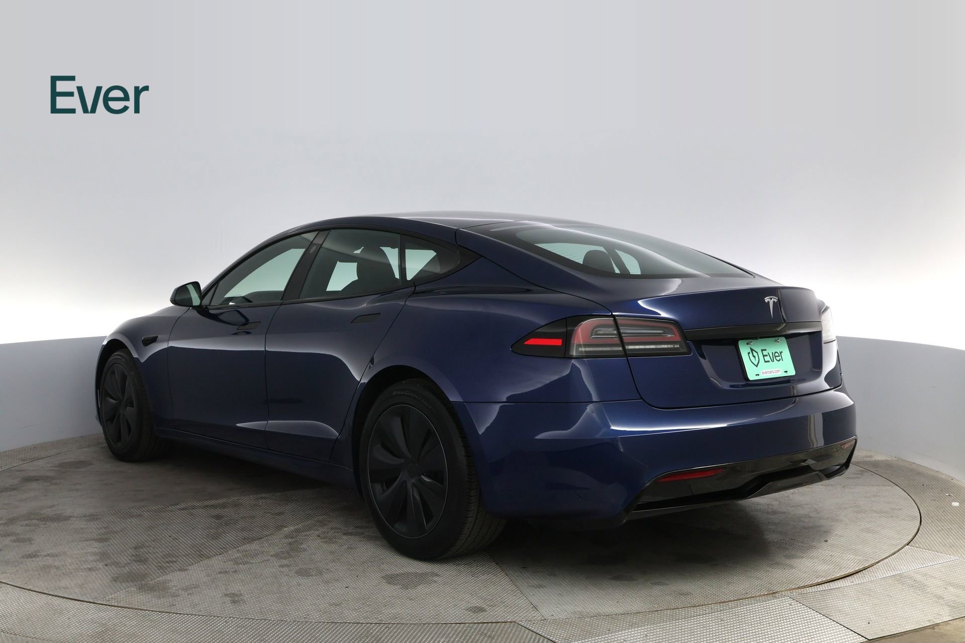 Used 2023 Tesla Model S Standard Range image 17