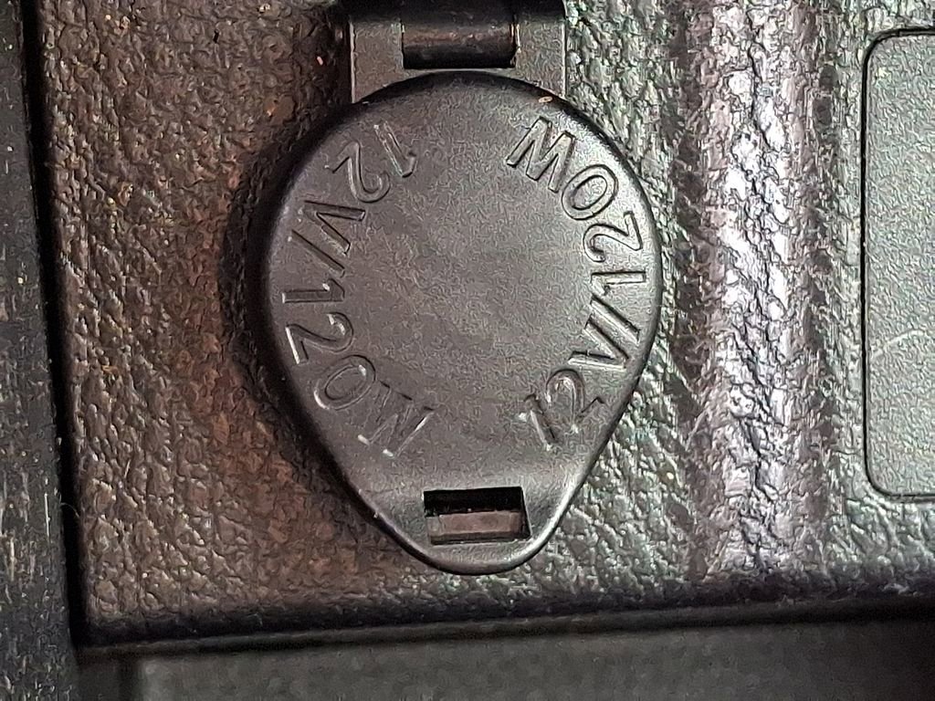 Used 2018 Toyota Corolla LE image 25