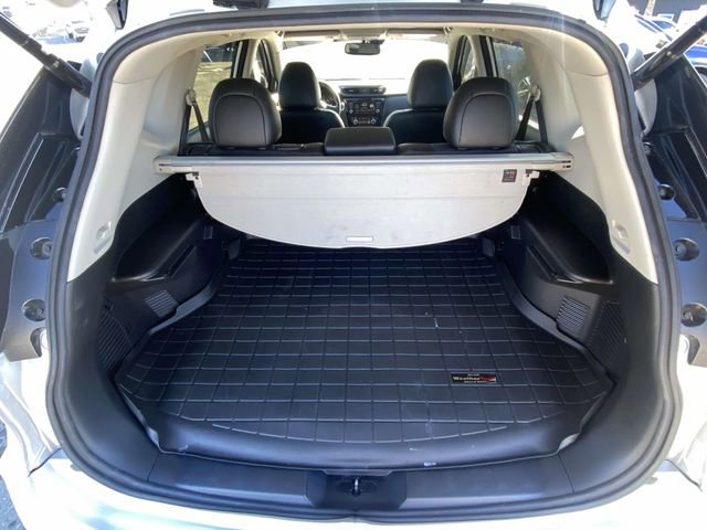 Used 2020 Nissan Rogue SL w/ Premium Package image 11