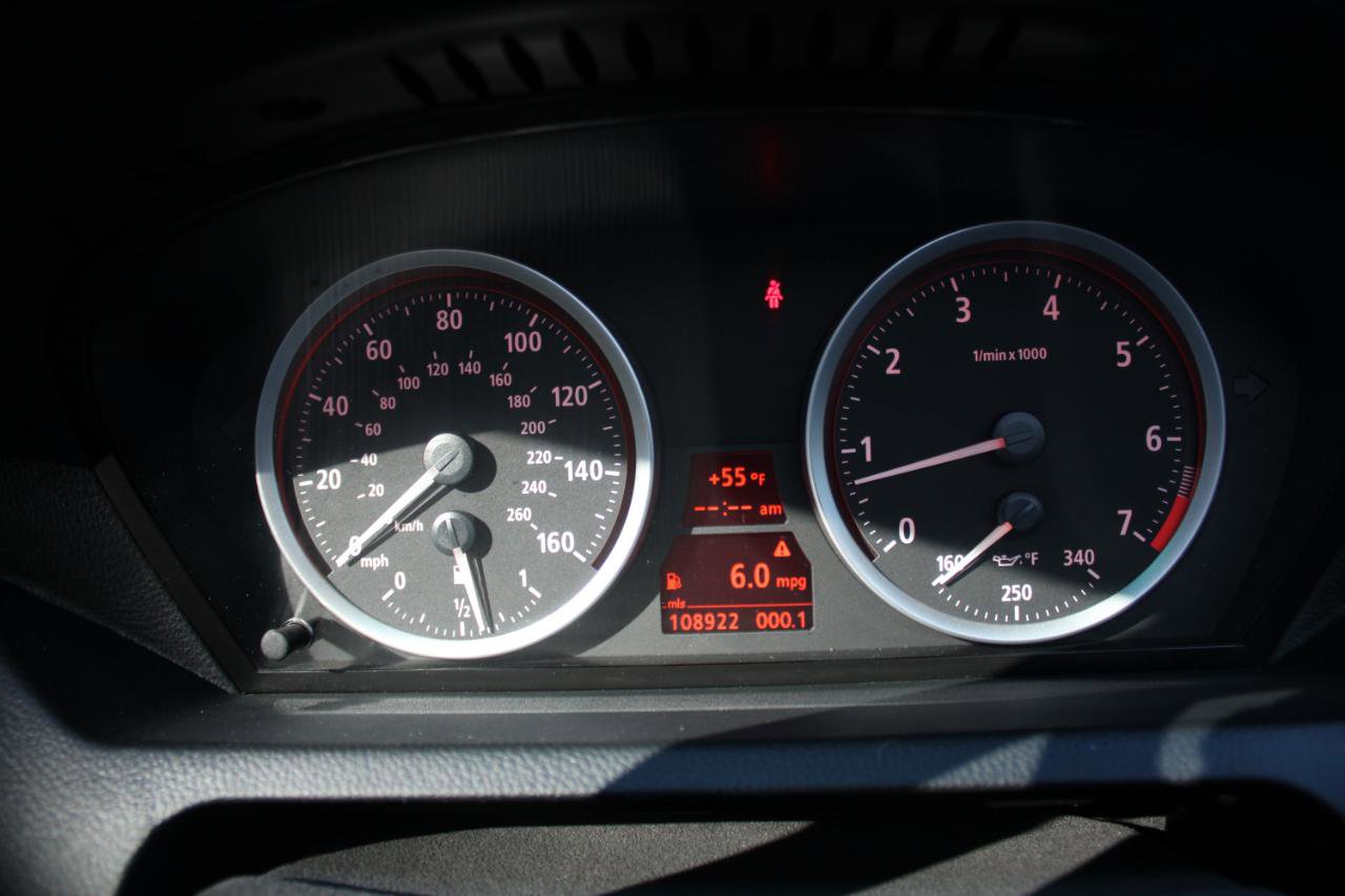 Used 2007 BMW 650i Coupe image 20