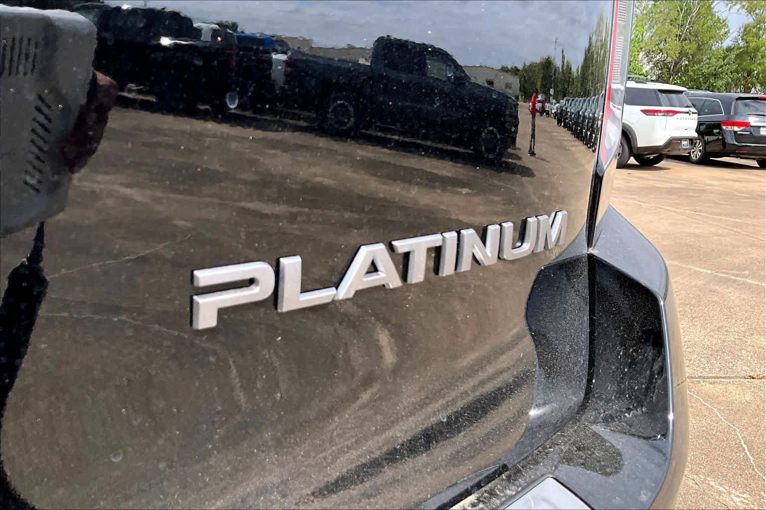 New 2027 Nissan Armada Platinum AWD/4WD image 8
