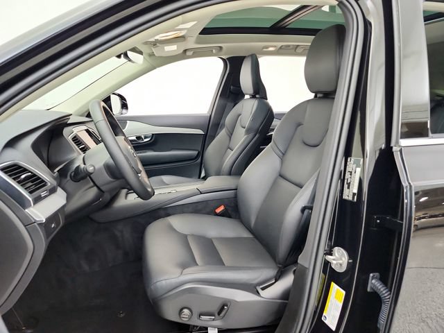 Certified 2025 Volvo XC90 B5 Core w/ Protection Package Premier AWD/4WD image 17