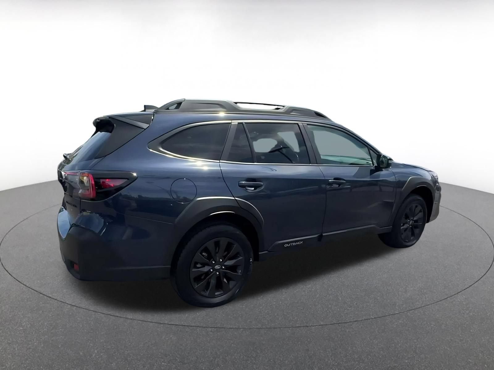 Used 2025 Subaru Outback Onyx Edition AWD/4WD image 14