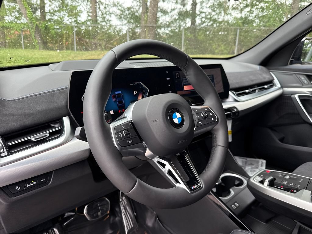 New 2026 BMW X2 xDrive28i w/ Technology Package AWD/4WD image 13