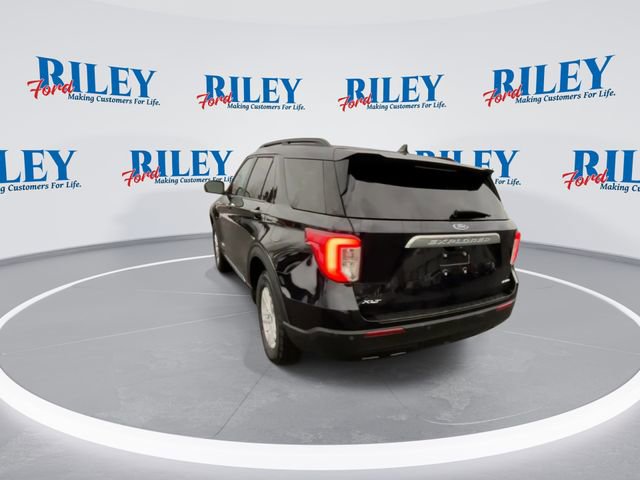Certified 2021 Ford Explorer XLT image 6