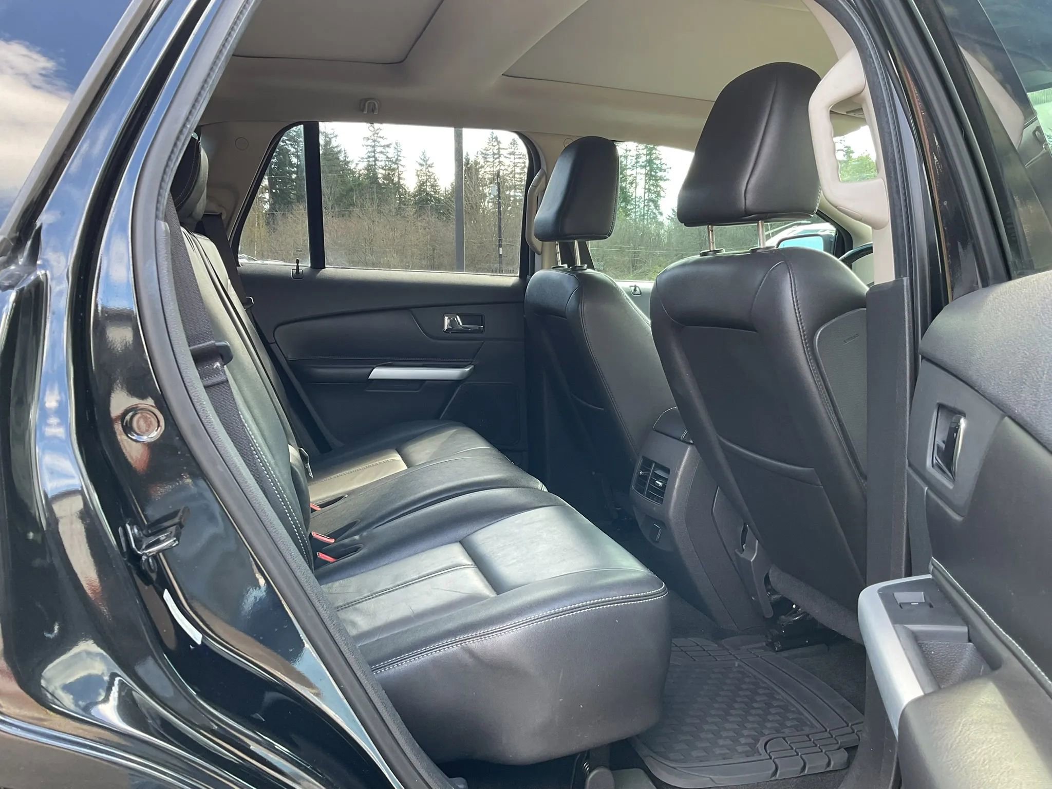 Used 2011 Ford Edge Sport w/ Driver Entry Pkg AWD/4WD image 13