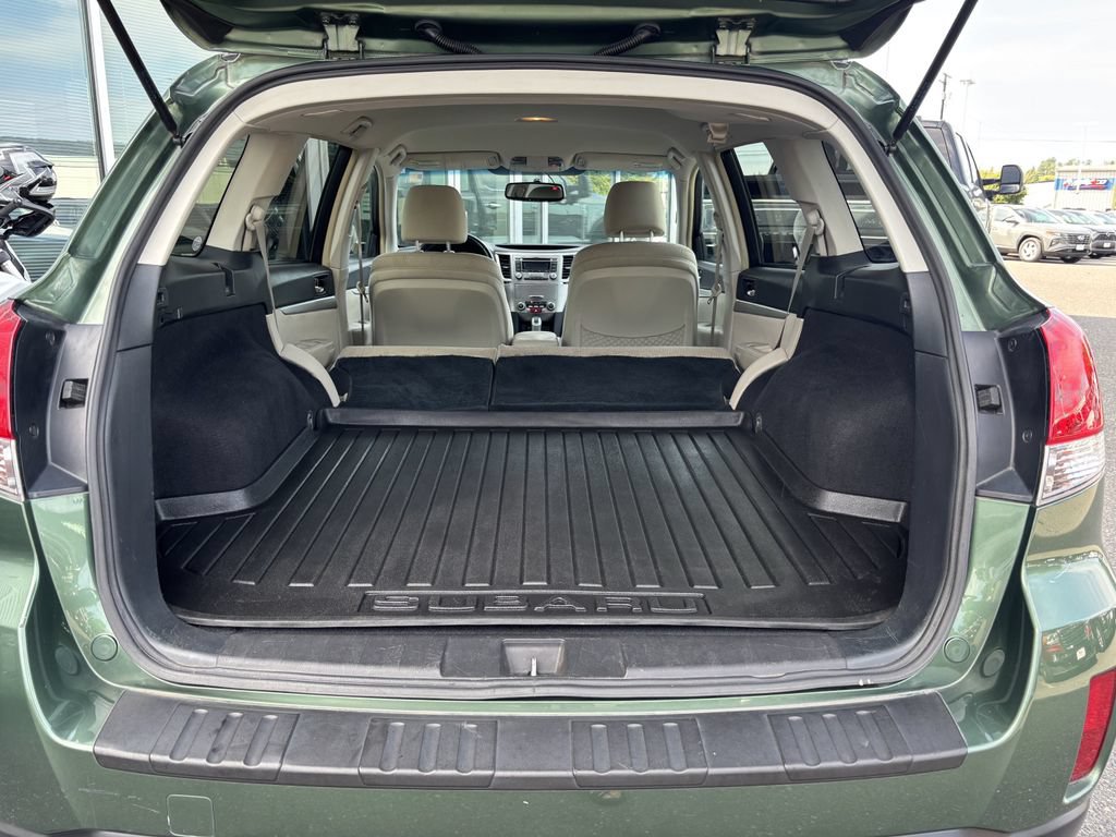 Used 2012 Subaru Outback 2.5i Premium AWD/4WD image 27
