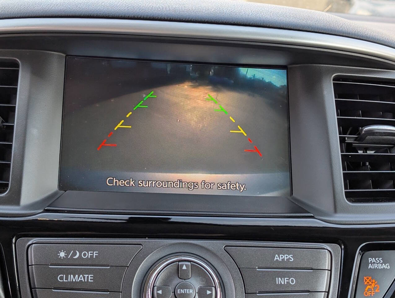 Used 2017 Nissan Pathfinder S image 18