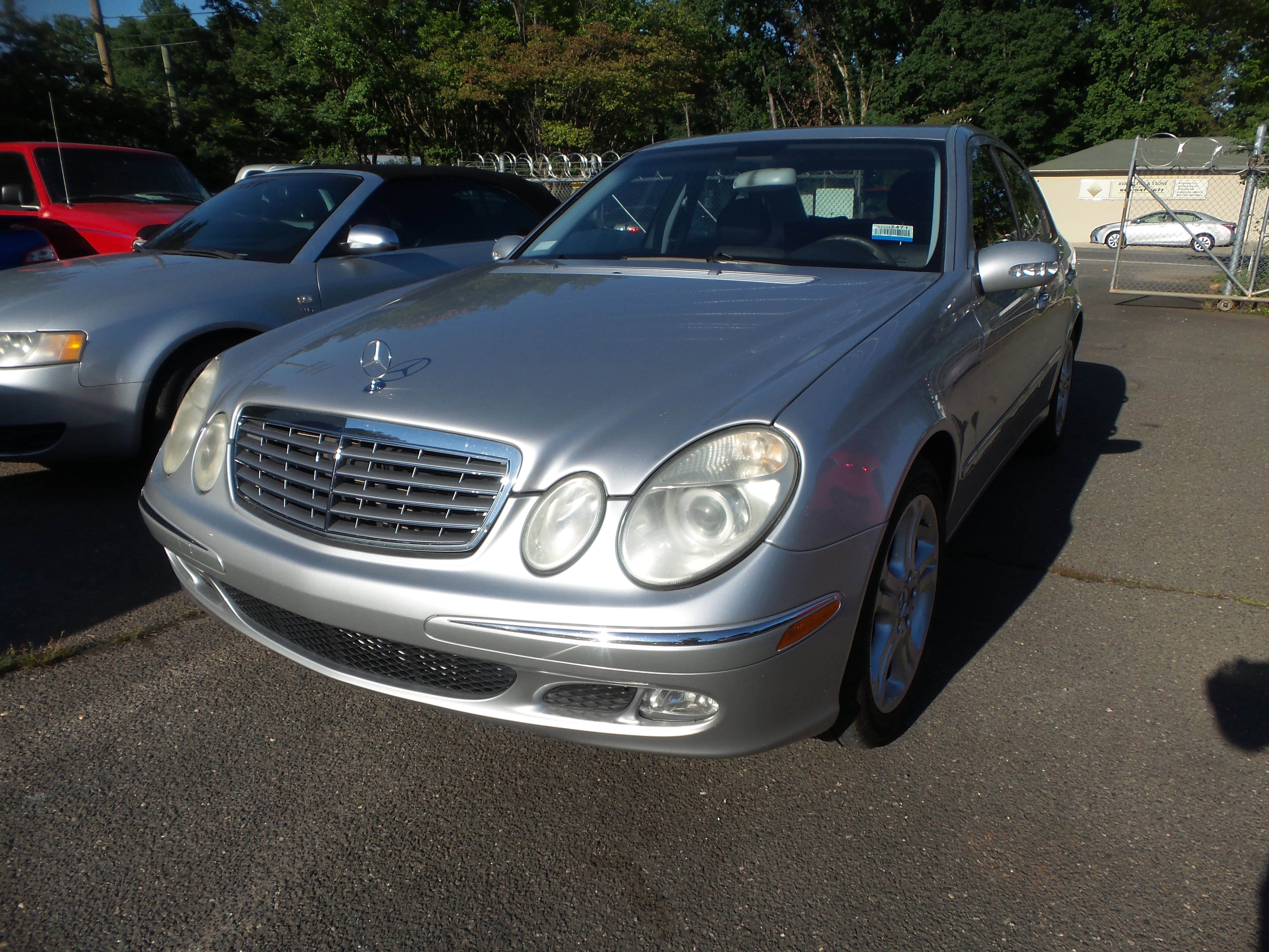 Used 2004 Mercedes-Benz E 500 4MATIC Sedan image 1