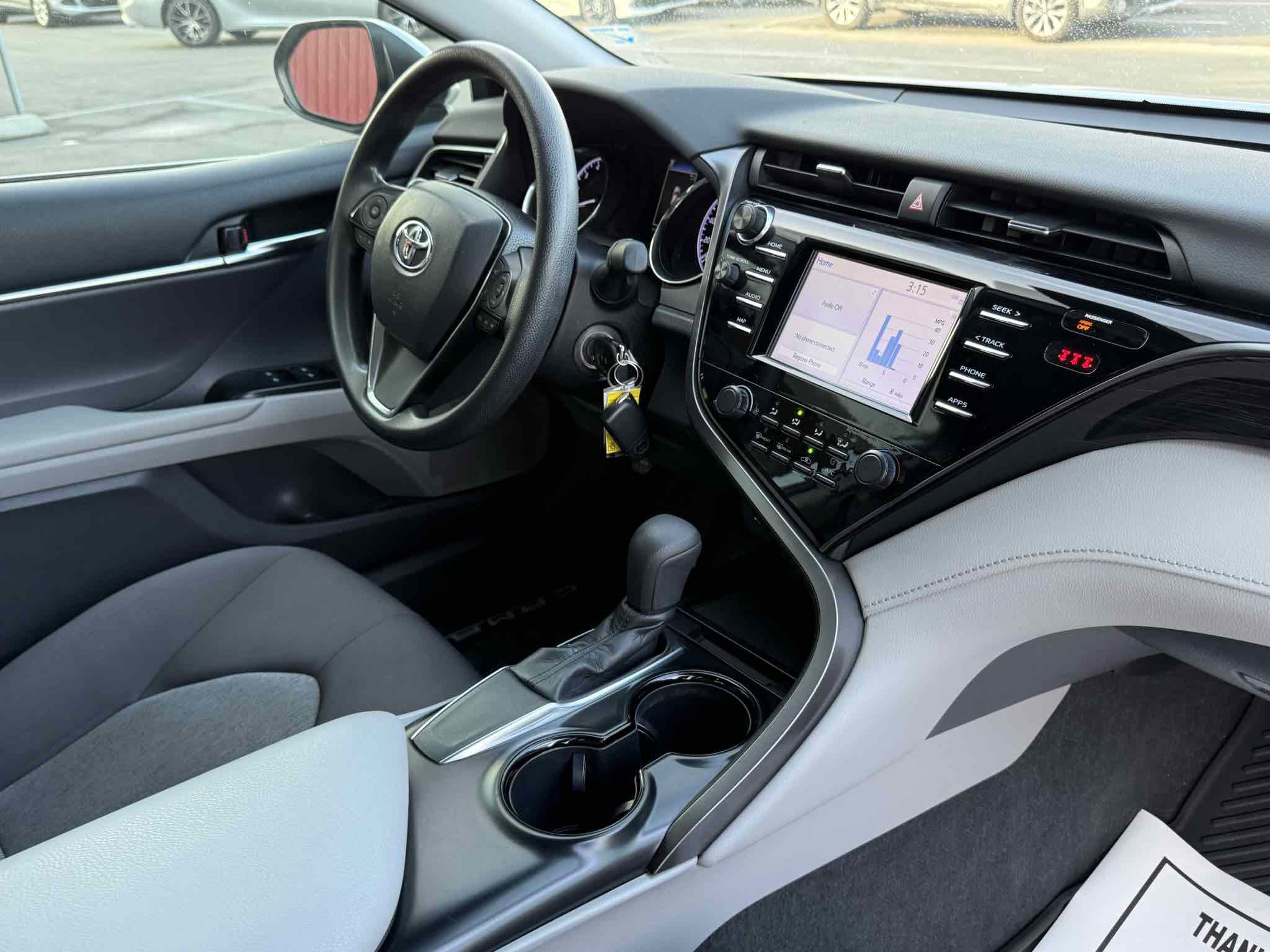 Used 2019 Toyota Camry LE image 41