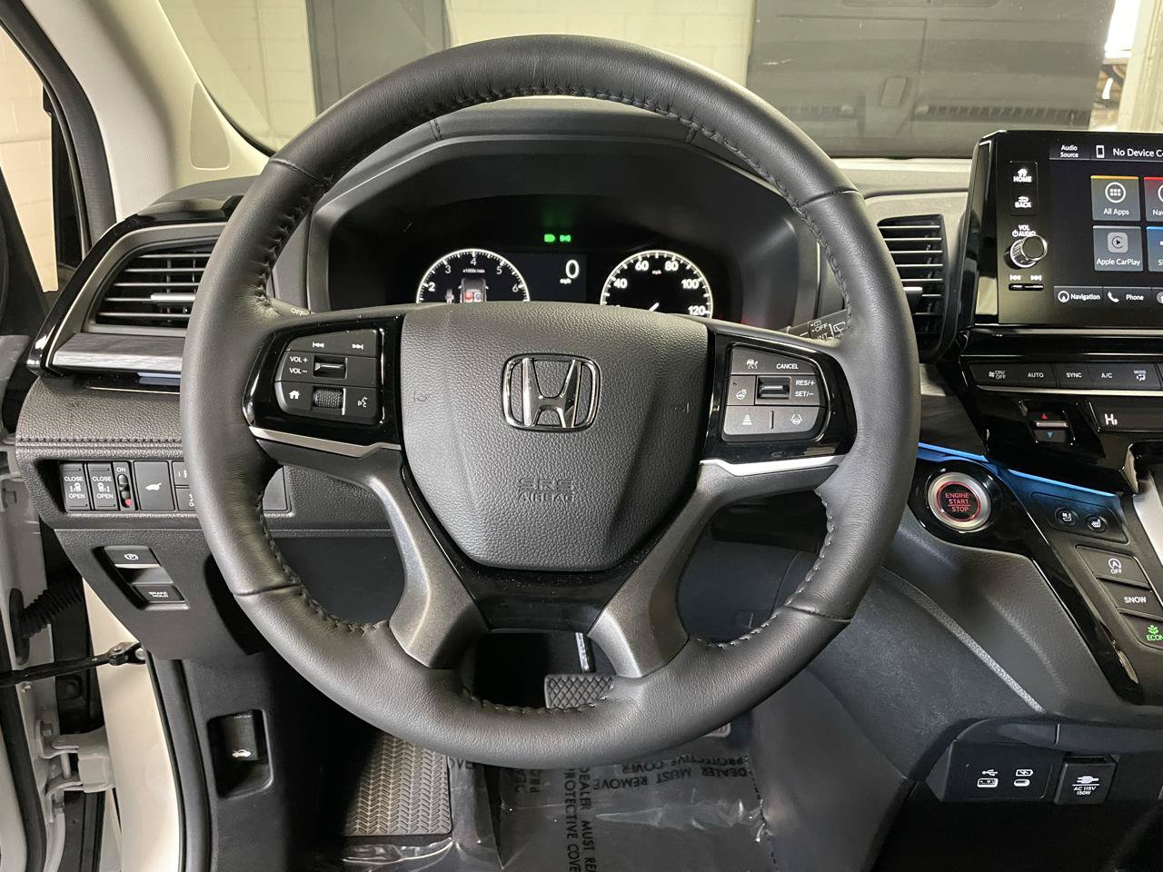 Used 2026 Honda Odyssey Elite image 18