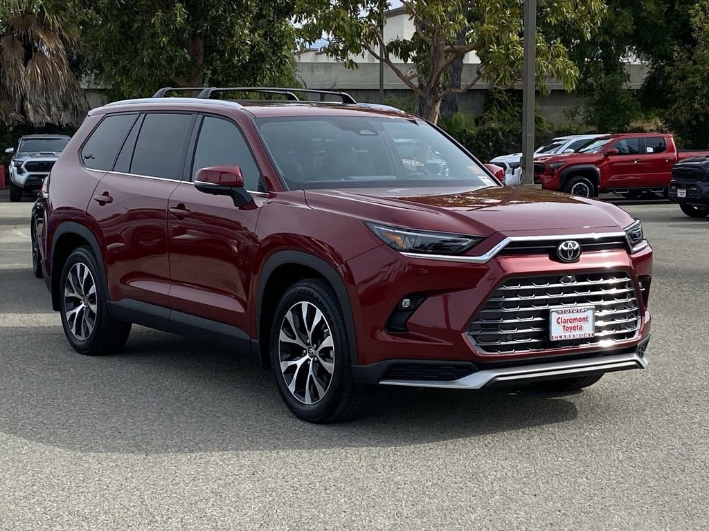 Certified 2026 Toyota Grand Highlander AWD Hybrid image 37