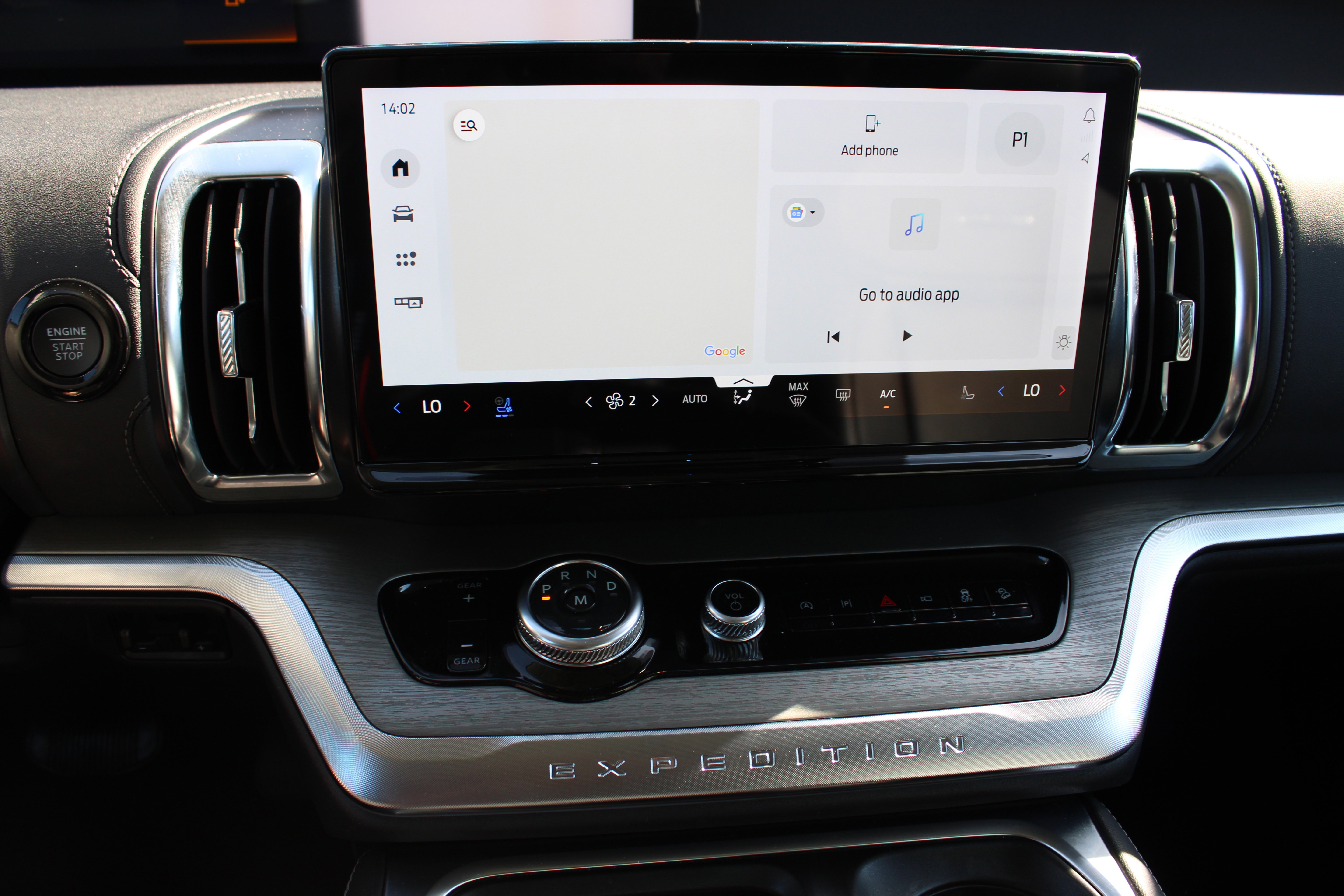 Used 2025 Ford Expedition Platinum image 22