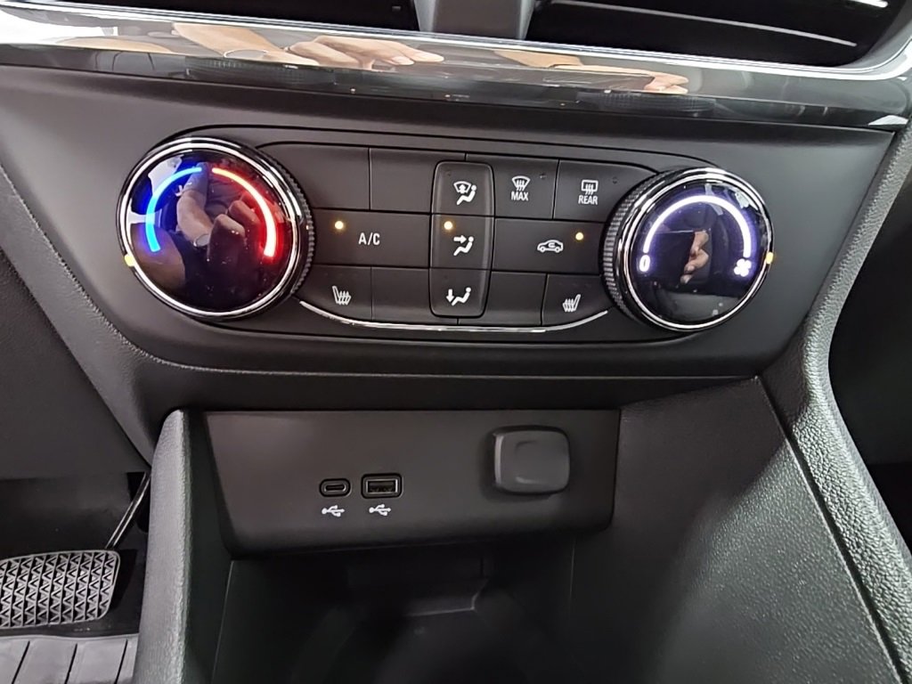 New 2026 Buick Encore GX Preferred w/ Comfort Package image 18